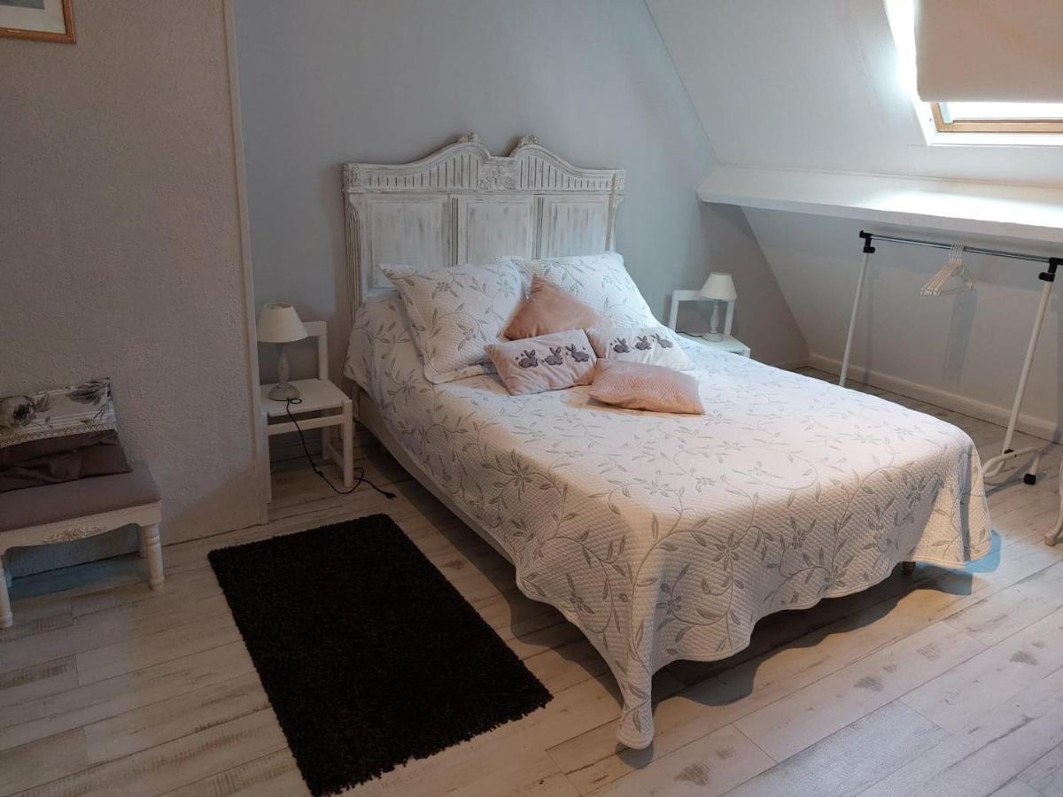 Le Petit Bois Normand - Chambre D'Hote Bed & Breakfast Champ-du-Boult ภายนอก รูปภาพ